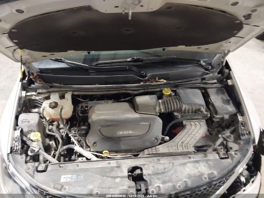 2017 Chrysler Pacifica Touring Plus VIN: 2C4RC1BG6HR780053 Lot: 43950038