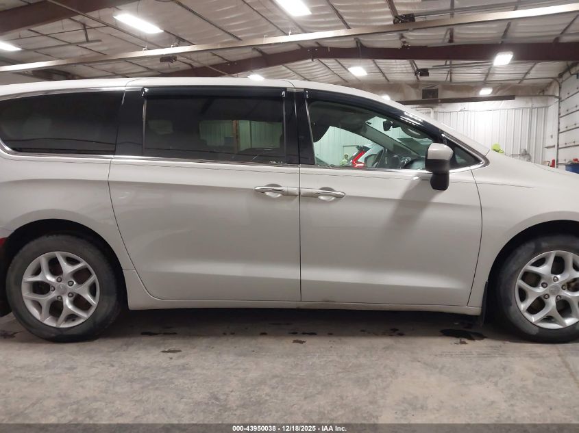 2017 Chrysler Pacifica Touring Plus VIN: 2C4RC1BG6HR780053 Lot: 43950038