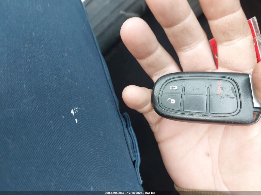 2018 Jeep Cherokee Latitude Plus Fwd VIN: 1C4PJLLB5JD590393 Lot: 43950047