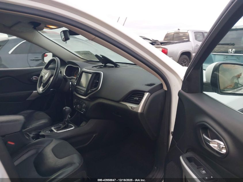 2018 Jeep Cherokee Latitude Plus Fwd VIN: 1C4PJLLB5JD590393 Lot: 43950047