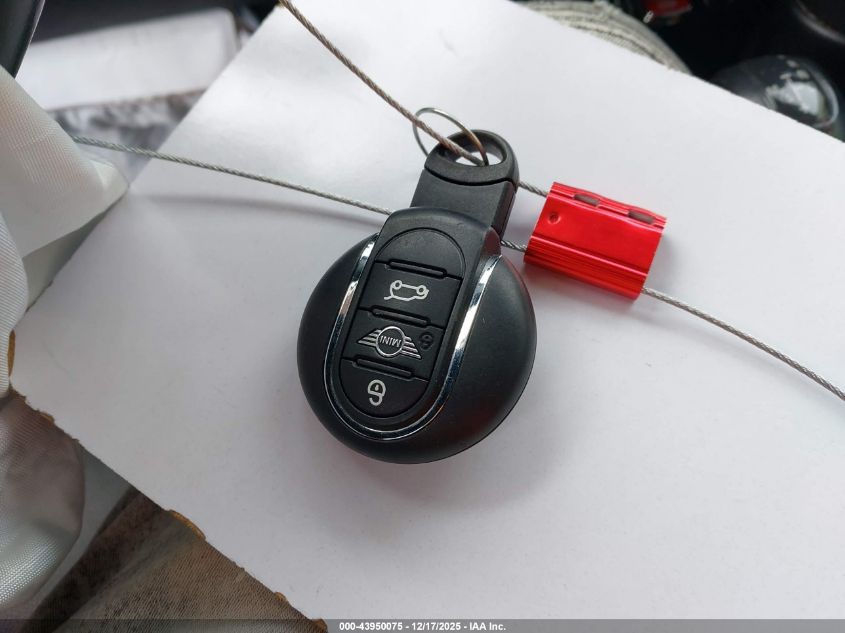 2019 Mini Countryman Cooper S VIN: WMZYT5C54K3E62855 Lot: 43950075