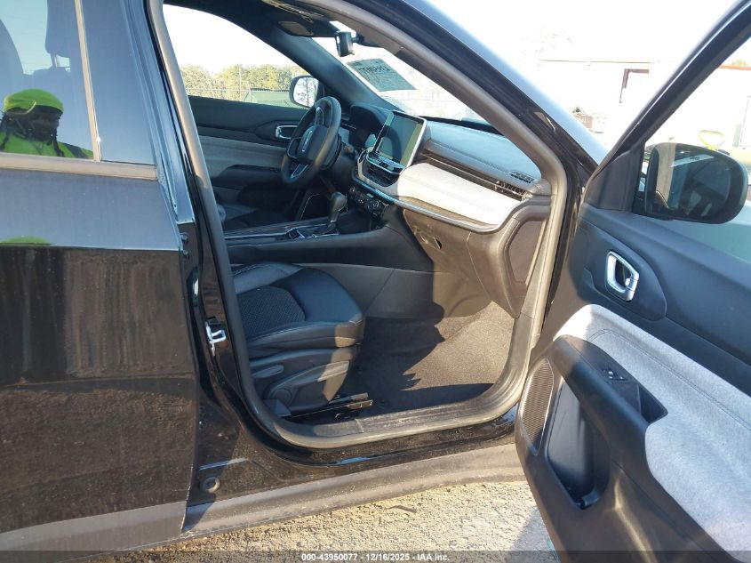 2025 Jeep Compass Latitude 4X4 VIN: 3C4NJDBN7ST542611 Lot: 43950077