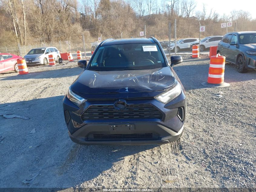 2024 Toyota Rav4 Xle VIN: 2T3P1RFV9RW422067 Lot: 43950086