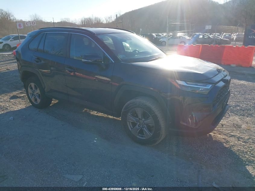 2024 Toyota Rav4 Xle VIN: 2T3P1RFV9RW422067 Lot: 43950086
