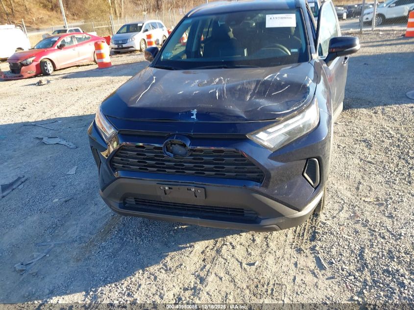 2024 Toyota Rav4 Xle VIN: 2T3P1RFV9RW422067 Lot: 43950086