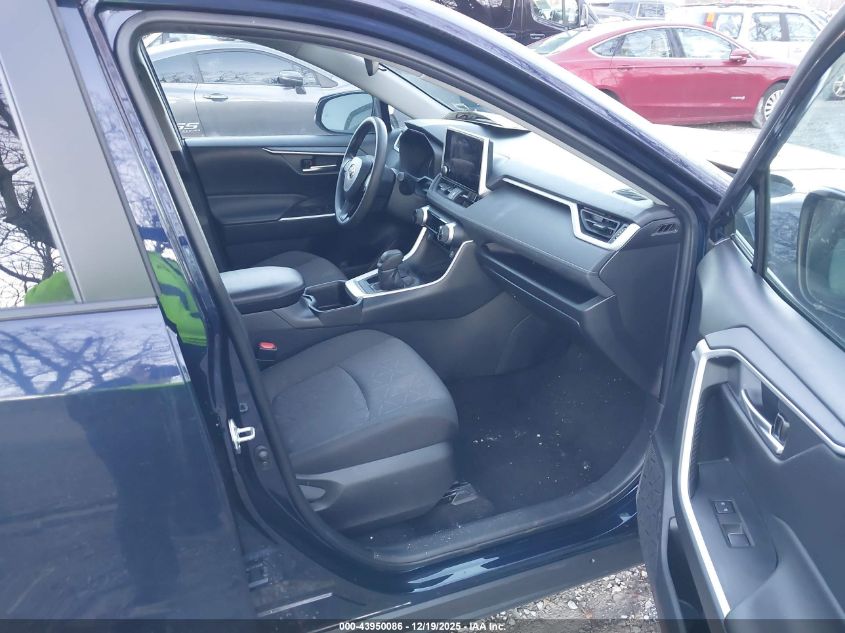 2024 Toyota Rav4 Xle VIN: 2T3P1RFV9RW422067 Lot: 43950086