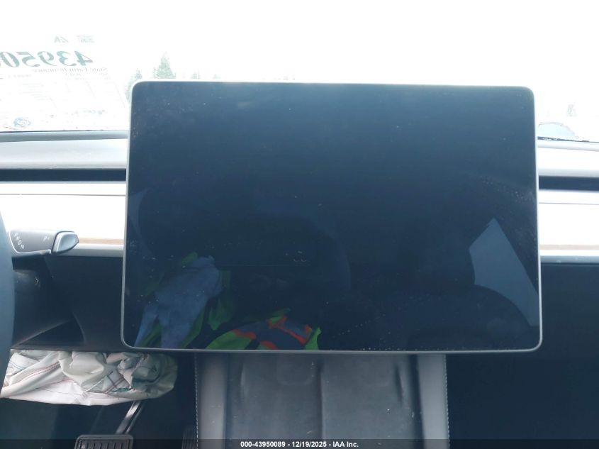 2021 Tesla Model Y Long Range Dual Motor All-Wheel Drive VIN: 5YJYGDEE8MF278193 Lot: 43950089