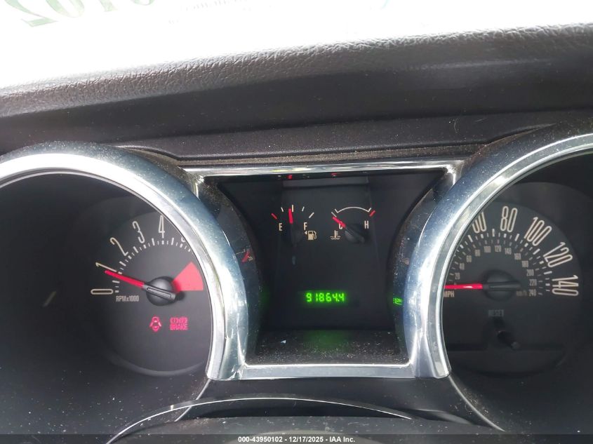 2008 Ford Mustang Gt Deluxe/Gt Premium VIN: 1ZVHT82H985133282 Lot: 43950102