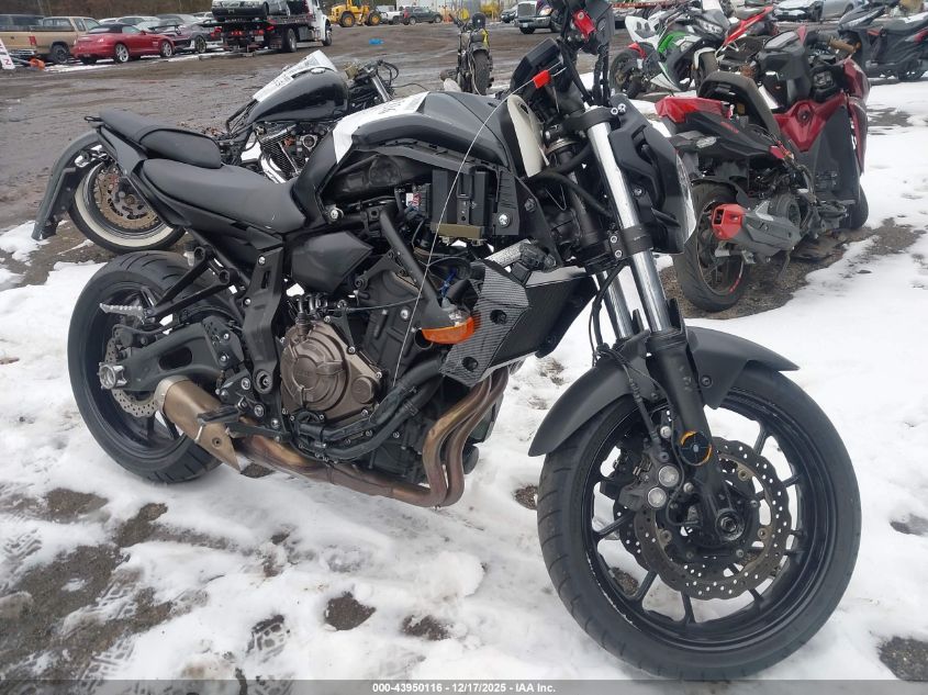 2020 Yamaha Mt07 VIN: JYARM27E7LA006560 Lot: 43950116