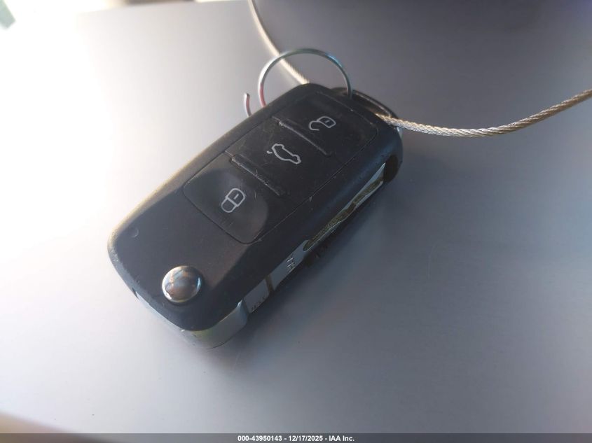 2017 Volkswagen Passat 1.8T Se VIN: 1VWBT7A34HC069539 Lot: 43950143