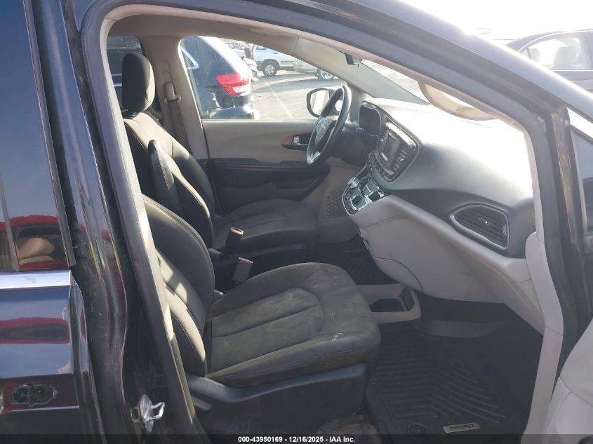 2017 Chrysler Pacifica Lx VIN: 2C4RC1CG0HR735303 Lot: 43950169