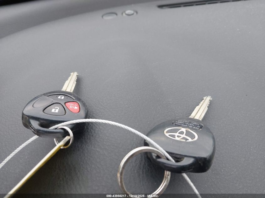 2010 Toyota Rav4 VIN: JTMZF4DV7AD028858 Lot: 43950217