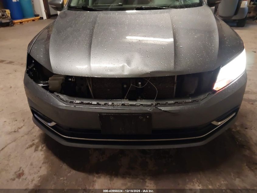 2017 Volkswagen Passat 1.8T Se VIN: 1VWBT7A3XHC039414 Lot: 43950224