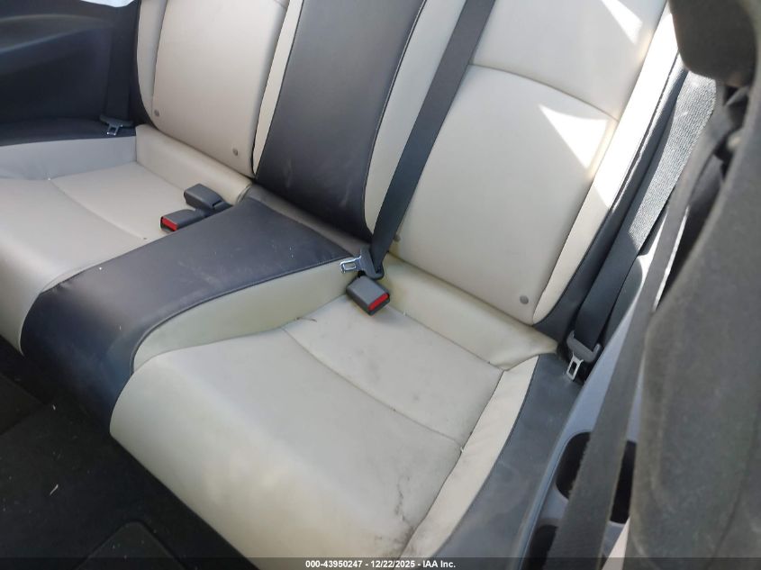 2017 Honda Civic Touring VIN: 2HGFC3B9XHH359766 Lot: 43950247