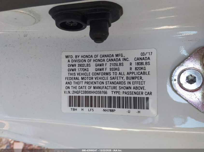 2017 Honda Civic Touring VIN: 2HGFC3B9XHH359766 Lot: 43950247