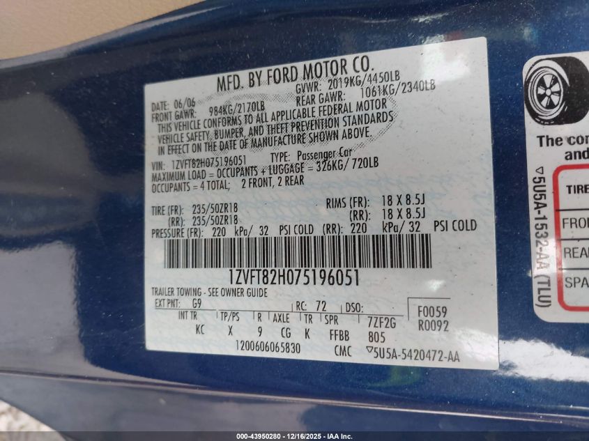 2007 Ford Mustang Gt Deluxe/Gt Premium VIN: 1ZVFT82H075196051 Lot: 43950280