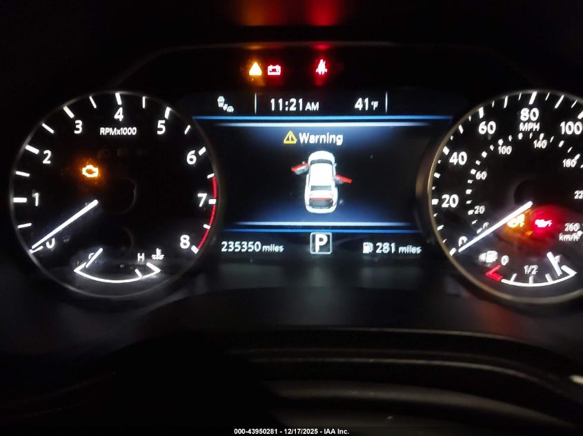 2017 Nissan Maxima 3.5 Platinum VIN: 1N4AA6AP2HC419841 Lot: 43950281