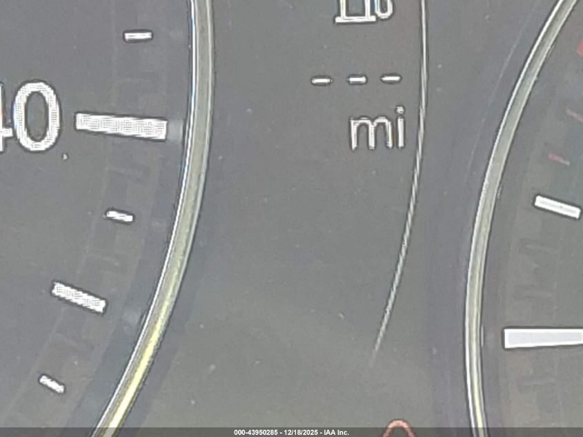 2025 Mazda Cx-30 2.5 S Preferred Package VIN: 3MVDMBCM6SM757953 Lot: 43950285