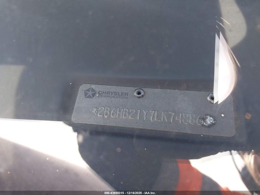 1990 Dodge Ram Van B250 VIN: 2B6HB21Y7LK748863 Lot: 43950315