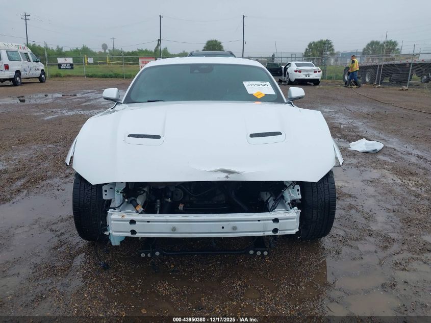 2022 Ford Mustang Ecoboost Premium Fastback VIN: 1FA6P8TH8N5102233 Lot: 43950380