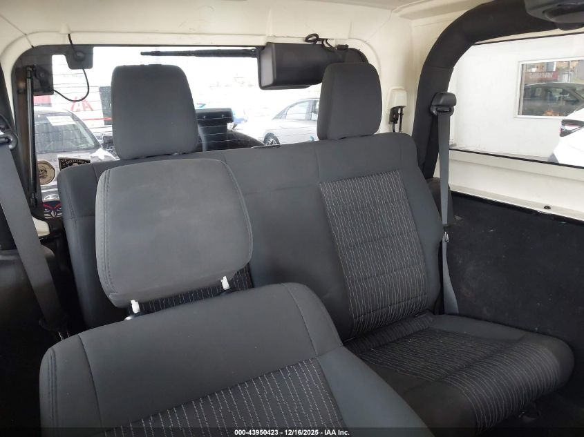 2011 Jeep Wrangler Sport VIN: 1J4AA2D17BL596073 Lot: 43950423