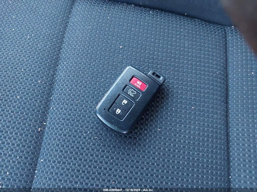 2018 Toyota Rav4 Xle VIN: 2T3WFREV2JW502149 Lot: 43950441