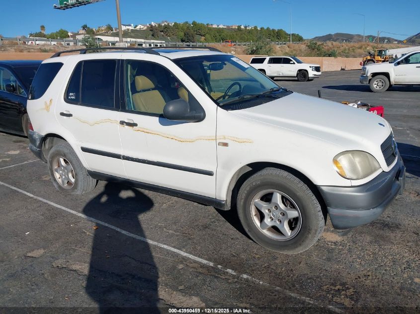 1999 Mercedes-Benz Ml 320 VIN: 4JGAB54E1XA123226 Lot: 43950459