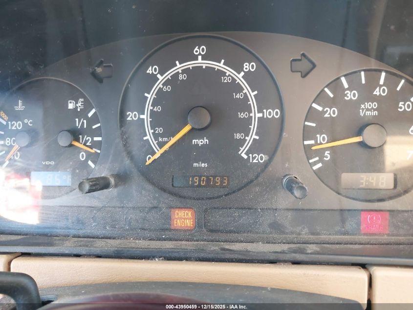 1999 Mercedes-Benz Ml 320 VIN: 4JGAB54E1XA123226 Lot: 43950459