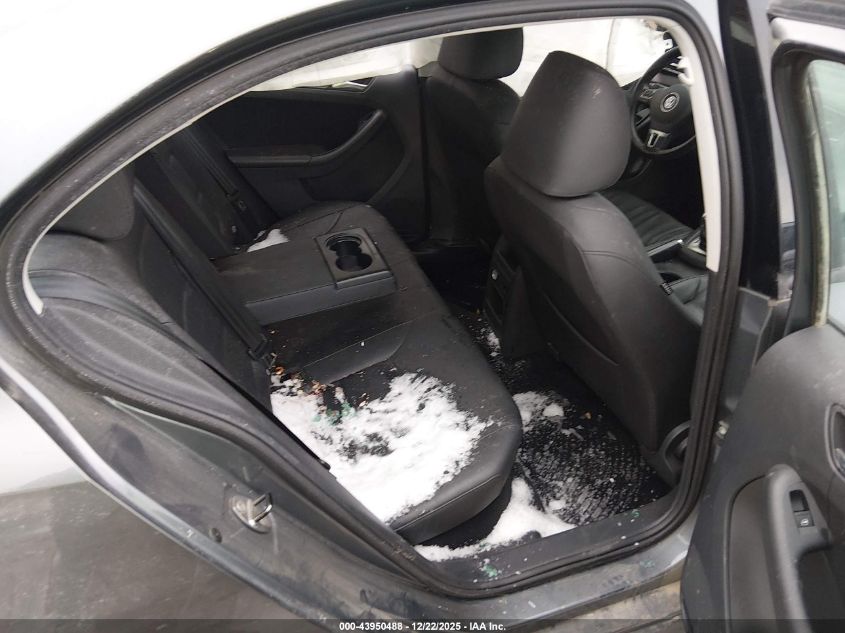 2012 Volkswagen Jetta 2.5L Se VIN: 3VWDX7AJ3CM379863 Lot: 43950488