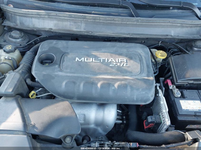 2015 Jeep Cherokee Latitude VIN: 1C4PJLCB8FW548196 Lot: 43950518