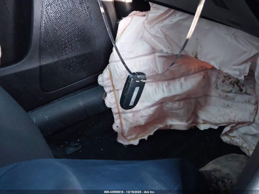 2015 Jeep Cherokee Latitude VIN: 1C4PJLCB8FW548196 Lot: 43950518