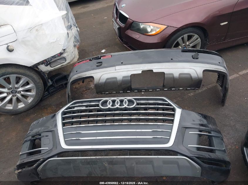 2017 Audi Q7 3.0T Premium VIN: WA1AAAF7XHD020573 Lot: 43950582