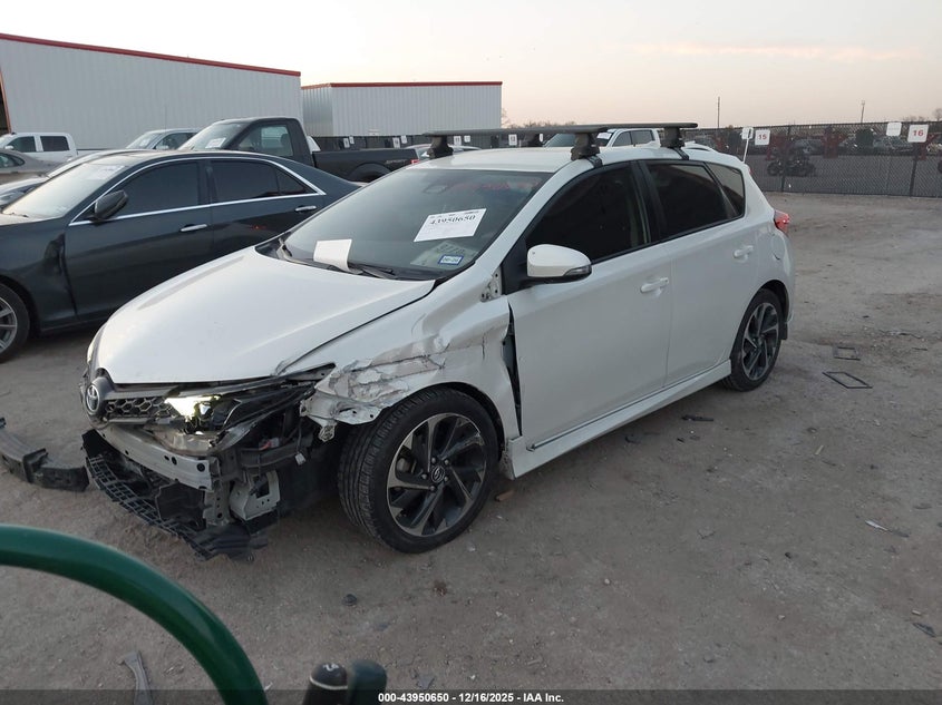 JTNKARJE8HJ543943 2017 TOYOTA COROLLA photo no. 2