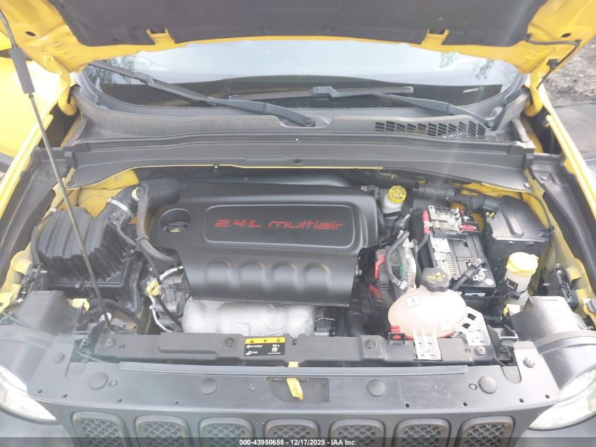 2018 Jeep Renegade Latitude Fwd VIN: ZACCJABB0JPJ30917 Lot: 43950658