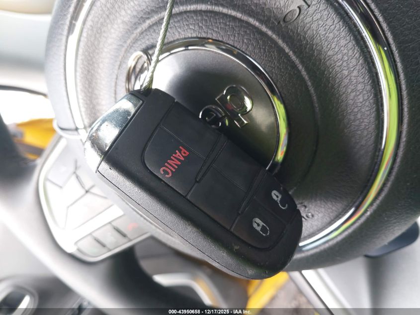 2018 Jeep Renegade Latitude Fwd VIN: ZACCJABB0JPJ30917 Lot: 43950658