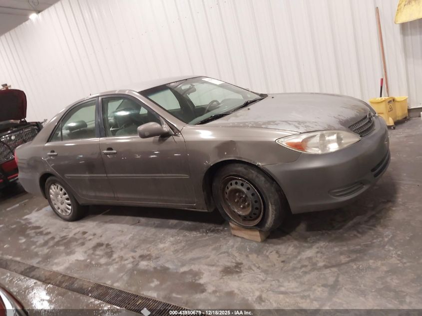 2002 Toyota Camry Le V6 VIN: 4T1BF32K62U510724 Lot: 43950679