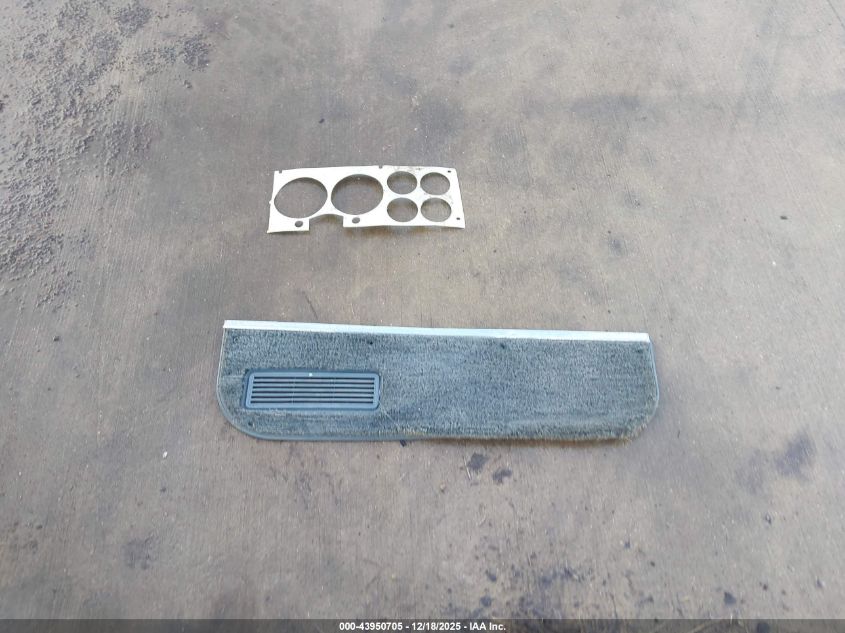 1989 Chevrolet Blazer V10 VIN: 1GNEV18K6KF123473 Lot: 43950705