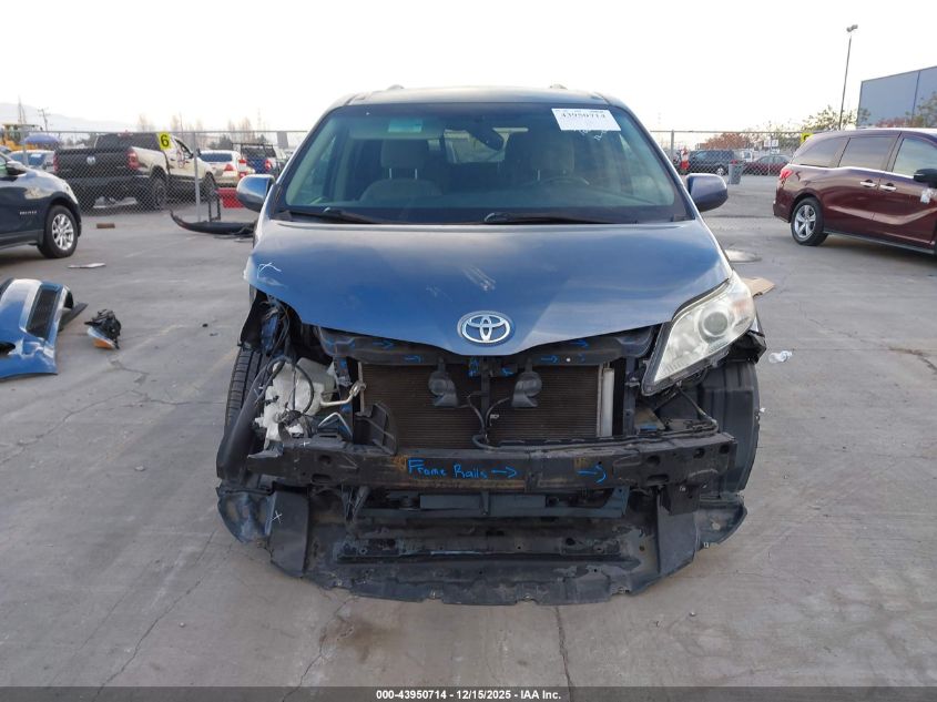 2017 Toyota Sienna Le 8 Passenger VIN: 5TDKZ3DC9HS848715 Lot: 43950714