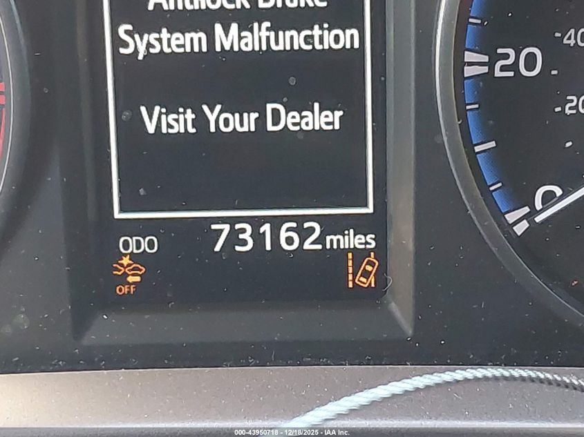 2018 Toyota Rav4 Le VIN: JTMBFREV9JJ745454 Lot: 43950718