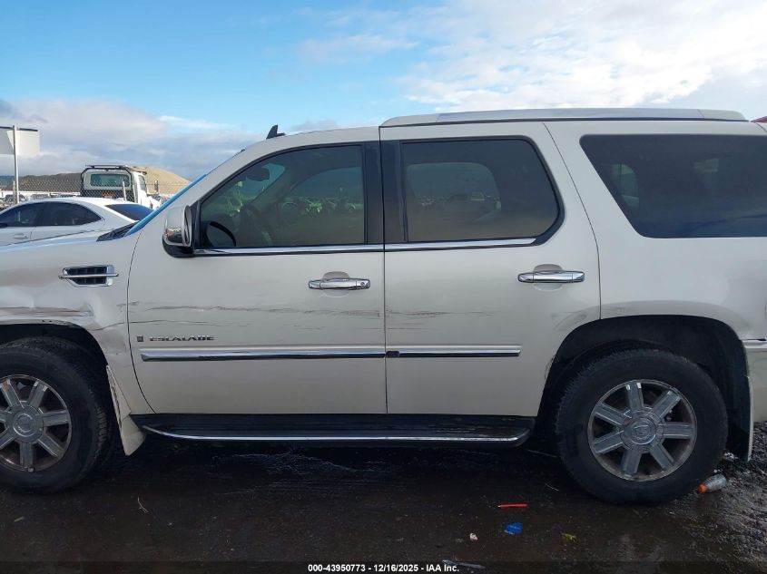 2007 Cadillac Escalade Standard VIN: 1GYFK63817R302082 Lot: 43950773
