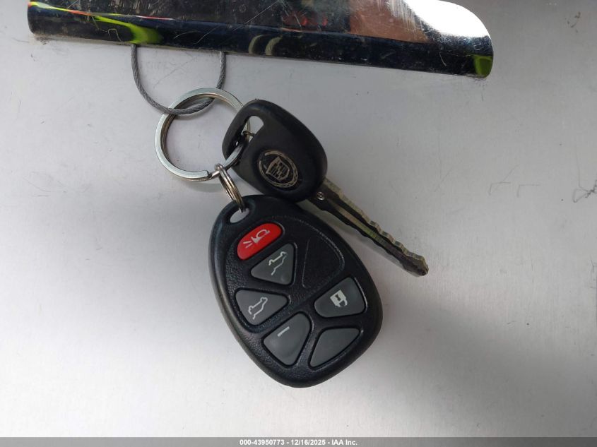 2007 Cadillac Escalade Standard VIN: 1GYFK63817R302082 Lot: 43950773