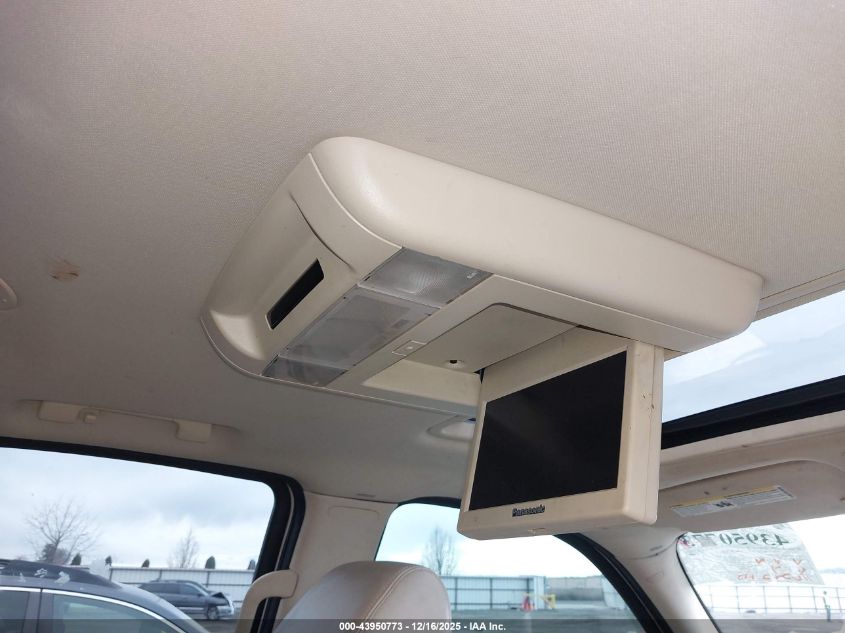 2007 Cadillac Escalade Standard VIN: 1GYFK63817R302082 Lot: 43950773