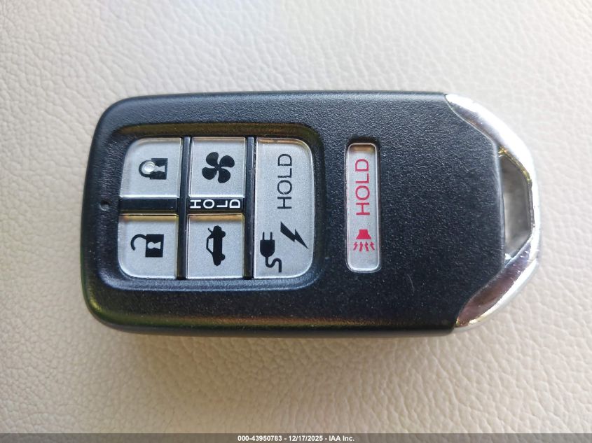 2020 Honda Clarity Plug-In Hybrid VIN: JHMZC5F19LC000740 Lot: 43950783