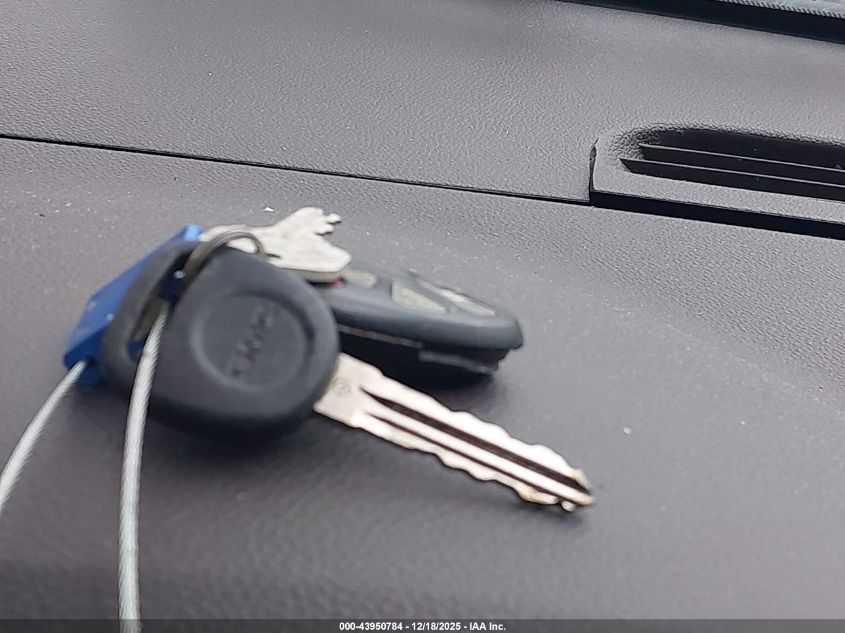 2013 GMC Yukon Denali VIN: 1GKS1EEF3DR334352 Lot: 43950784