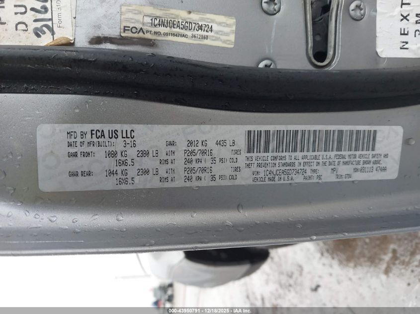 2016 Jeep Compass Latitude VIN: 1C4NJCEA5GD734724 Lot: 43950791