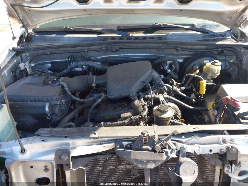 2011 Toyota Tacoma Prerunner VIN: 5TFJX4GN0BX005315 Lot: 43950822