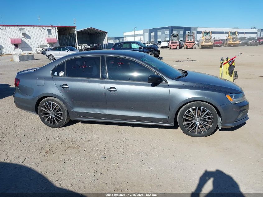 2016 Volkswagen Jetta 1.8T Sport VIN: 3VWD17AJ5GM405287 Lot: 43950825