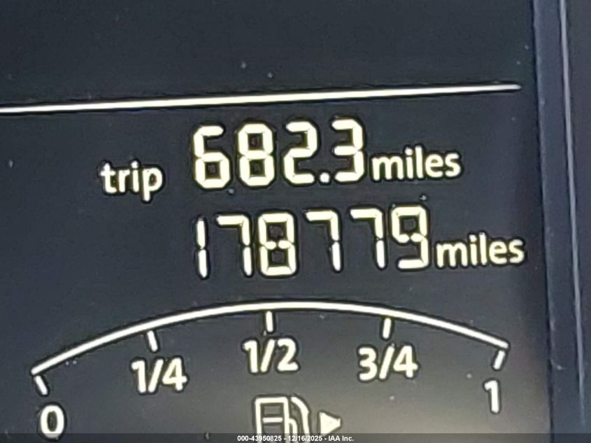 2016 Volkswagen Jetta 1.8T Sport VIN: 3VWD17AJ5GM405287 Lot: 43950825