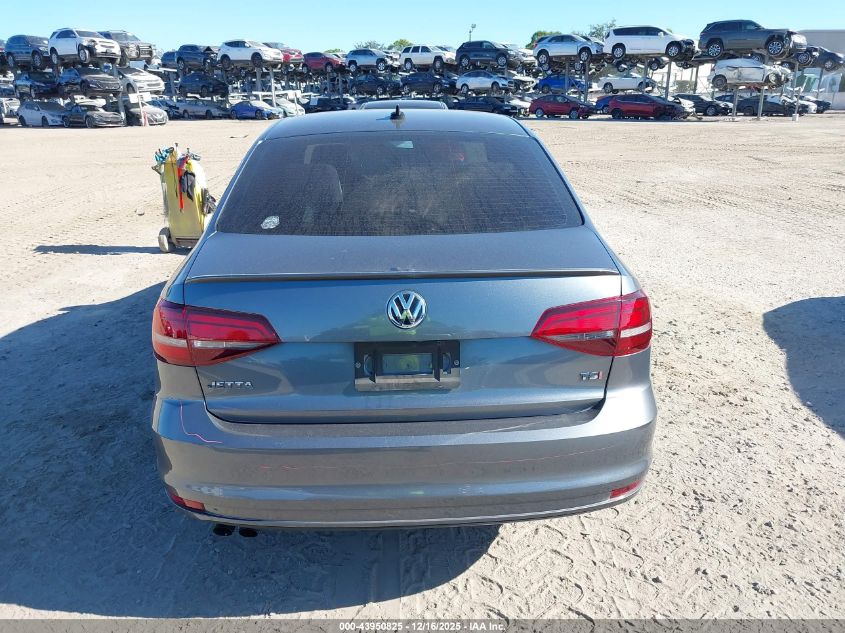 2016 Volkswagen Jetta 1.8T Sport VIN: 3VWD17AJ5GM405287 Lot: 43950825