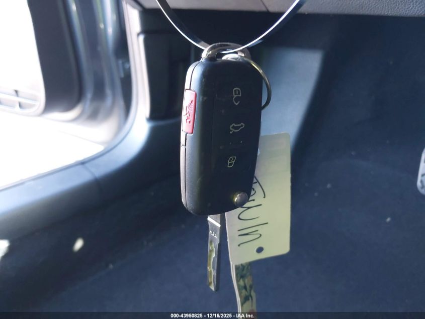 2016 Volkswagen Jetta 1.8T Sport VIN: 3VWD17AJ5GM405287 Lot: 43950825